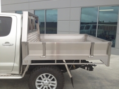 Stainless Tray Back : Custom Stainlees Steel Ute Trays